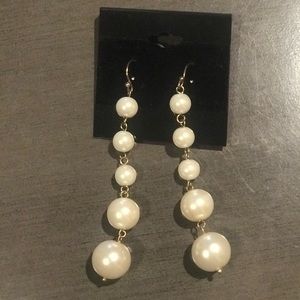 Pearl like long earrings